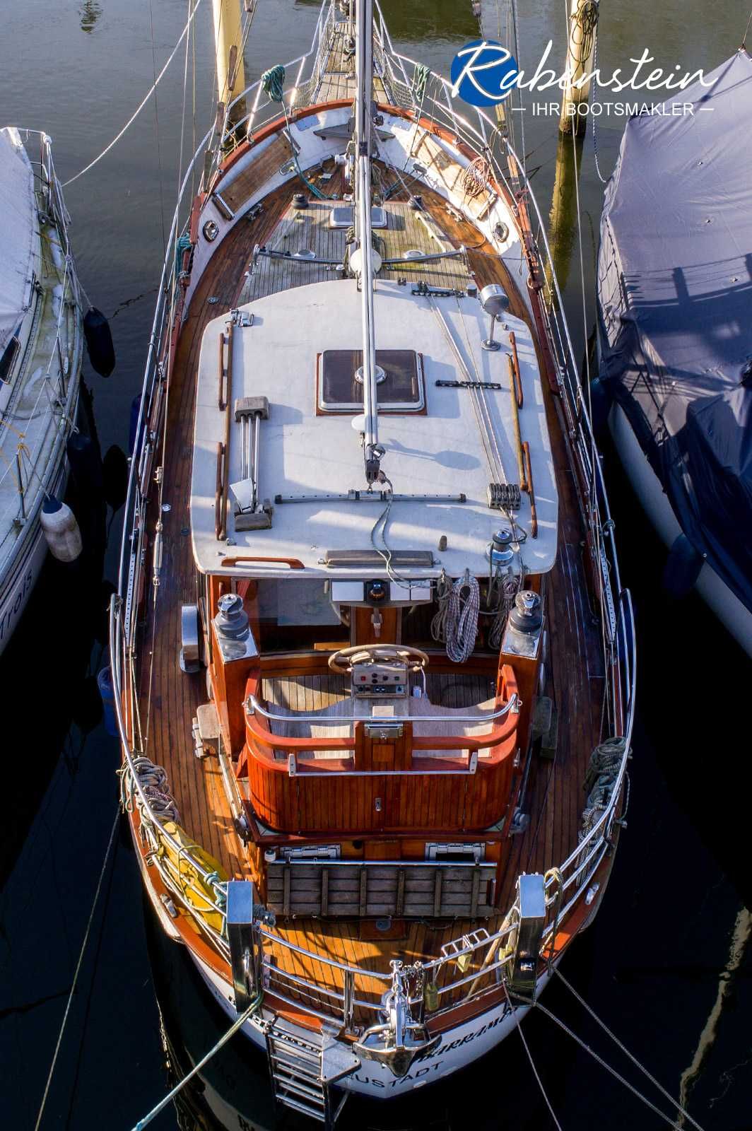 Faenoe 36 motosailor