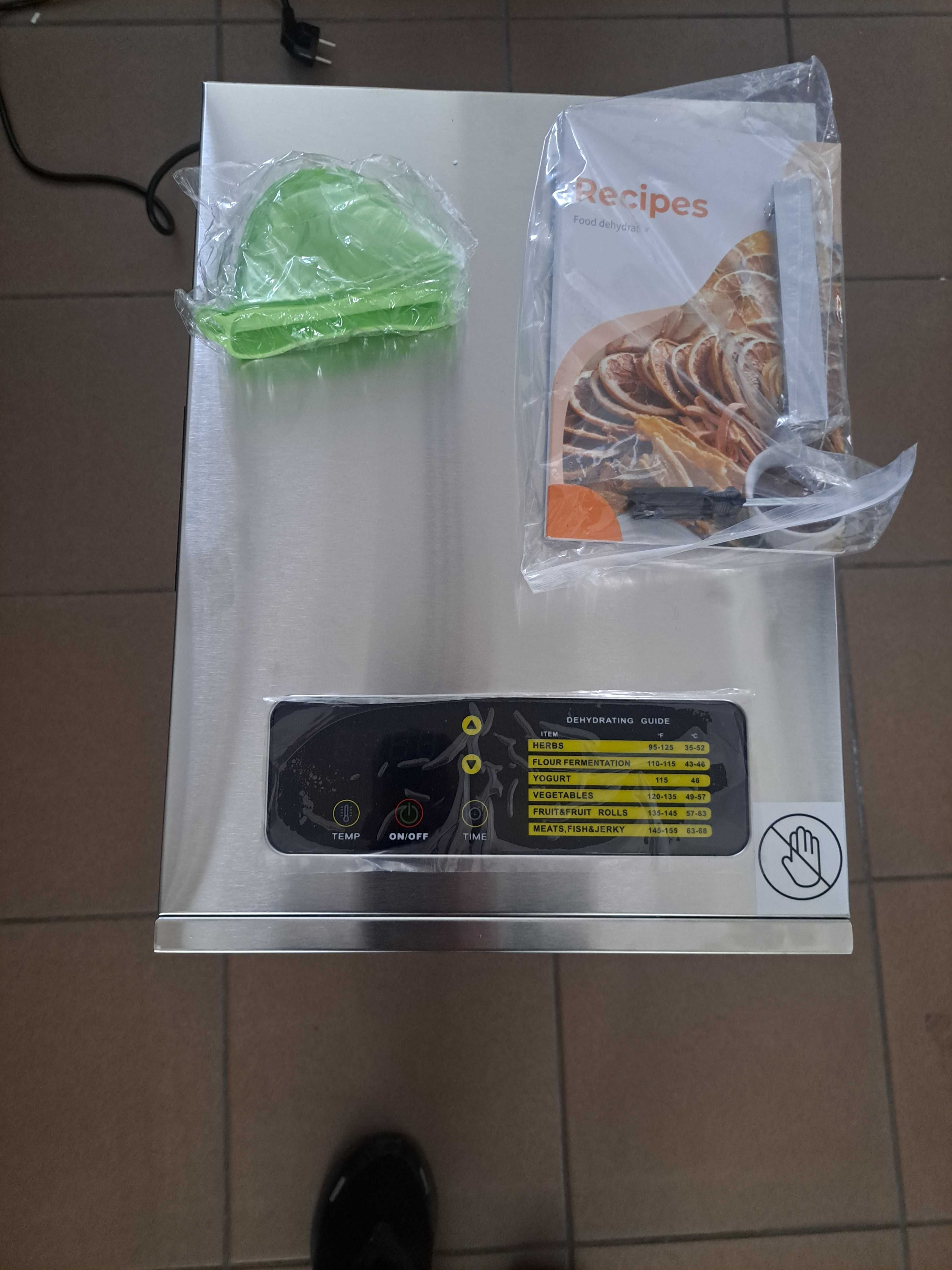 Kwasyo Suszarka ze stali nierdzewnej 12 rusztów temp 20-90 C, 800W