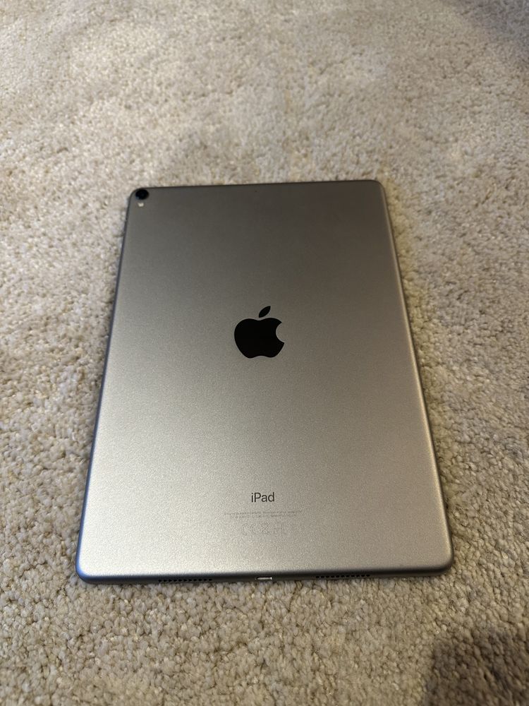 Ipad Pro 10.5 - c/capa