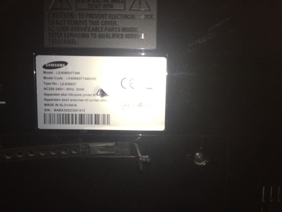 Telewizor Samsung slabo świeci ekran