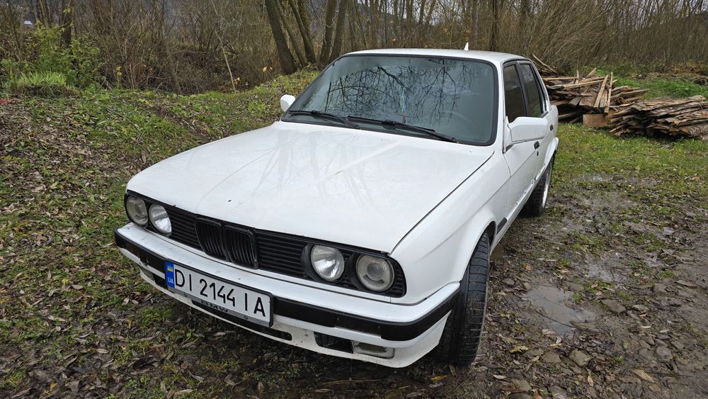 Продам BMW E30 316І МТ