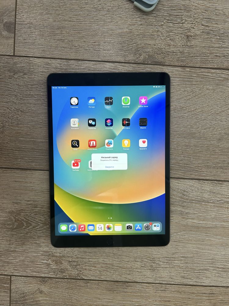 Планшета Apple iPad Air Wi-Fi + Cellular A2123 64GB 10.5”