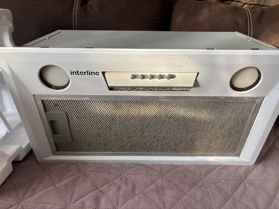 Витяжка кухонна Interline