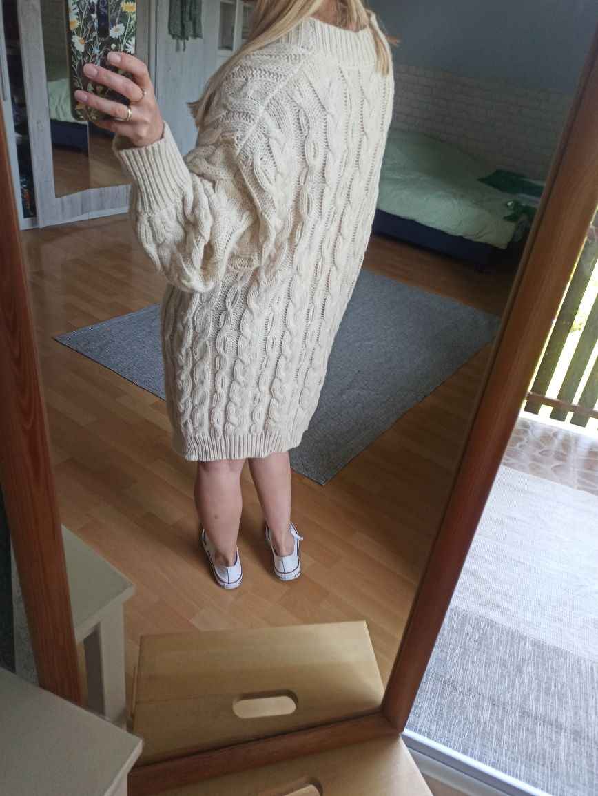 Sweter kardigan oversize reserved
