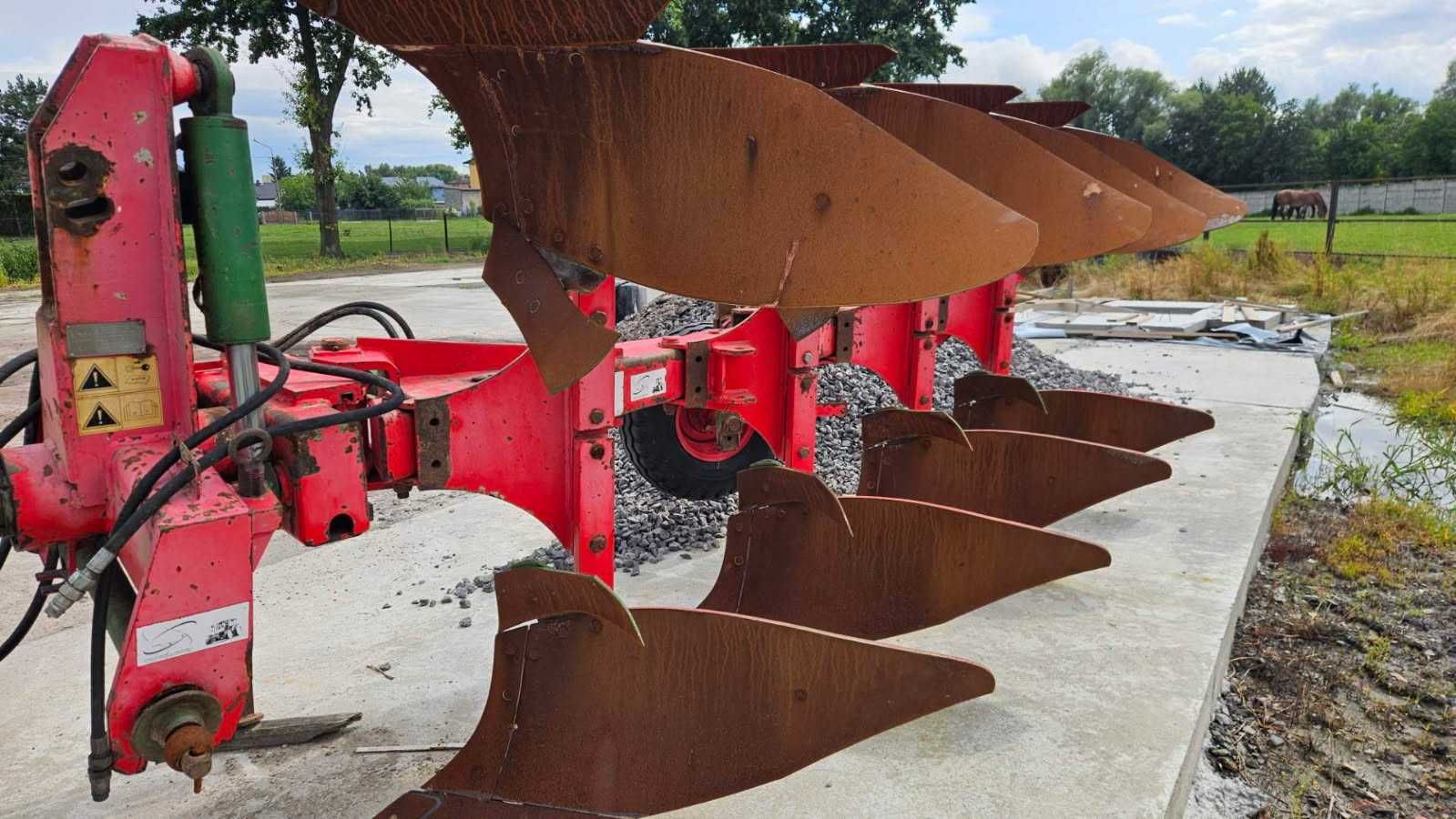 Pług 4 skibowy 3+1 Grudziądz Tur