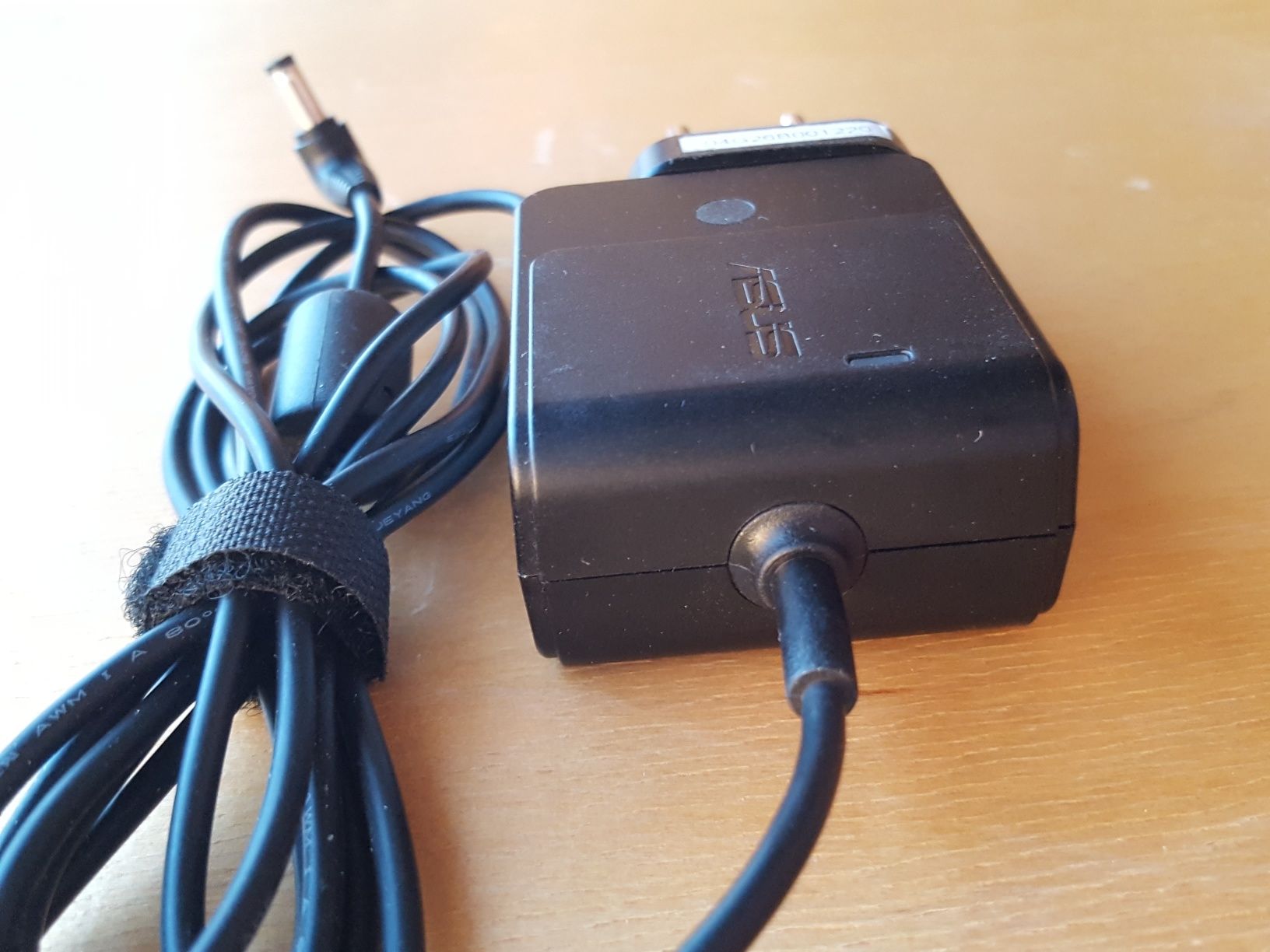 Asus AD820M2 блок питания 12V 2A 24W original
