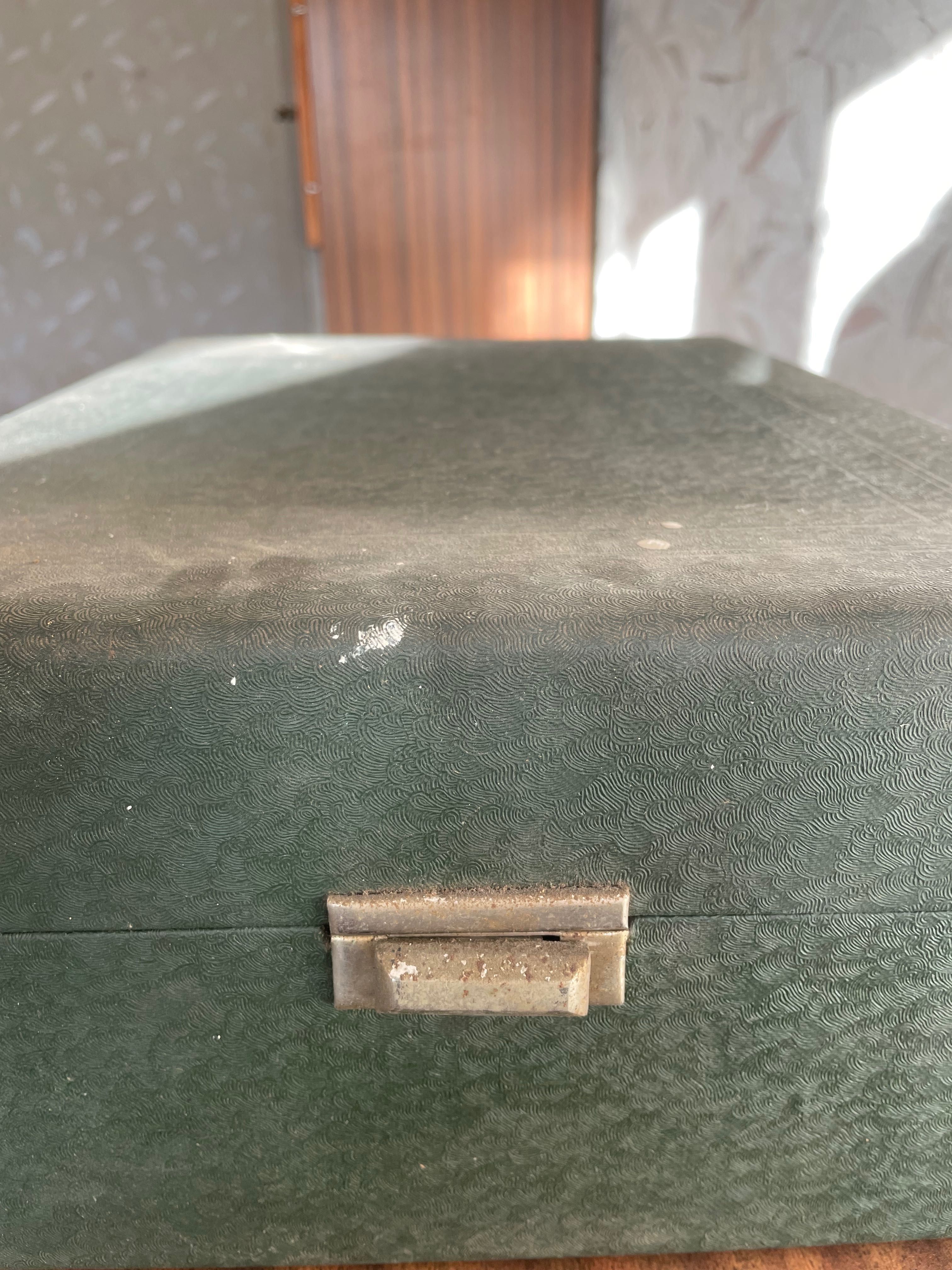 Gramofon patefon na korbę Drużba CCCP
