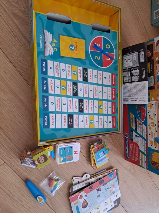 Jogo Clementoni Pequeno Sábio: Aprende com o Dicionário Interativo