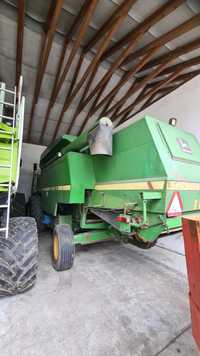 Kombajn zbożowy John Deere 2266