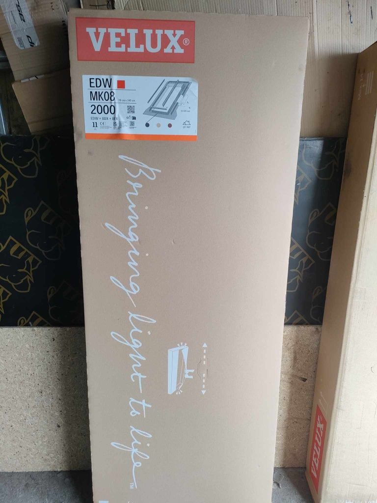 Okno dachowe velux GLL MK08 1061 B z kołnierzem 3 szybowe 78x140