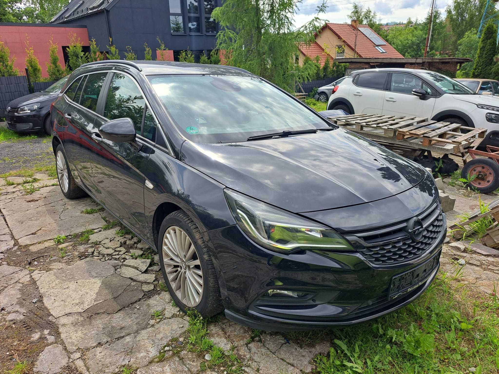 OPEL ASTRA K - Automat 1.6  136 ps - 2016 rok