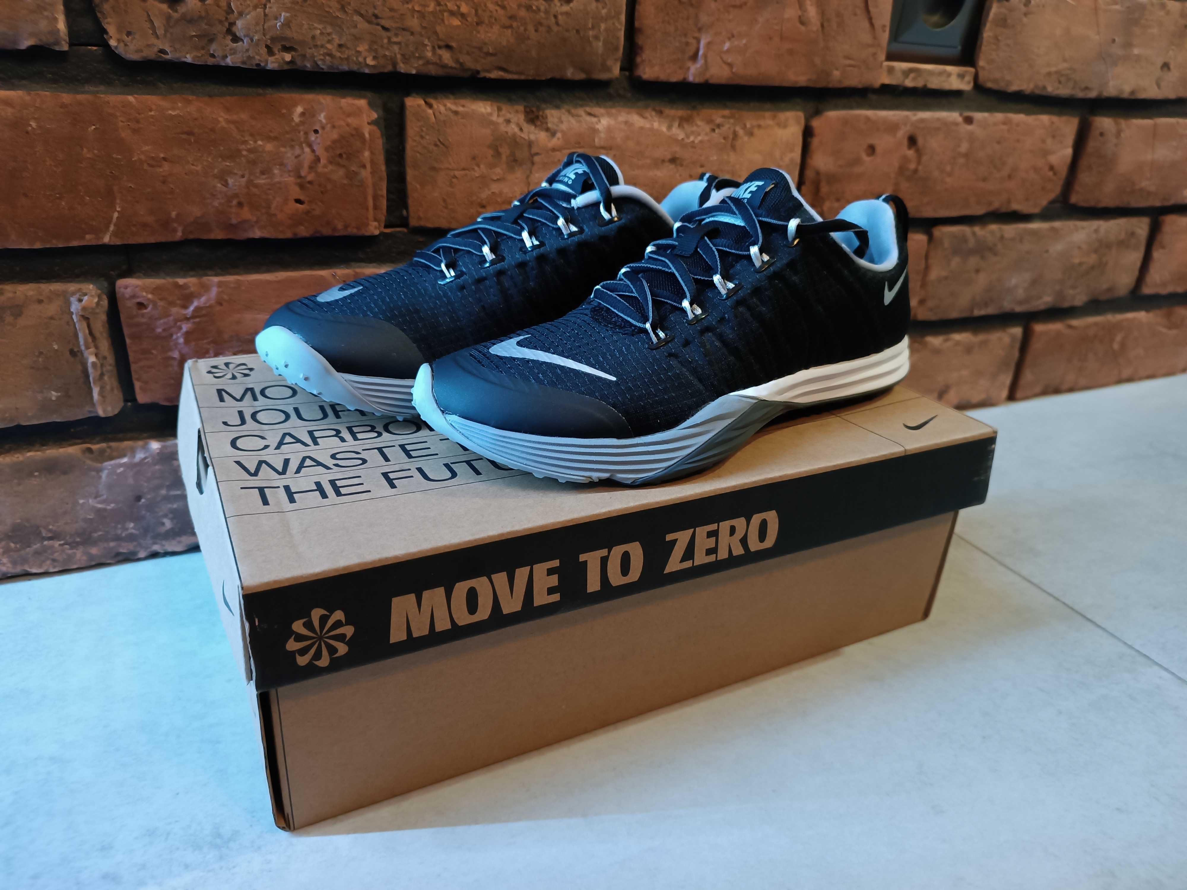 Nike Lunar Cross Element ,rozmiar 37,5 (23,5 cm)