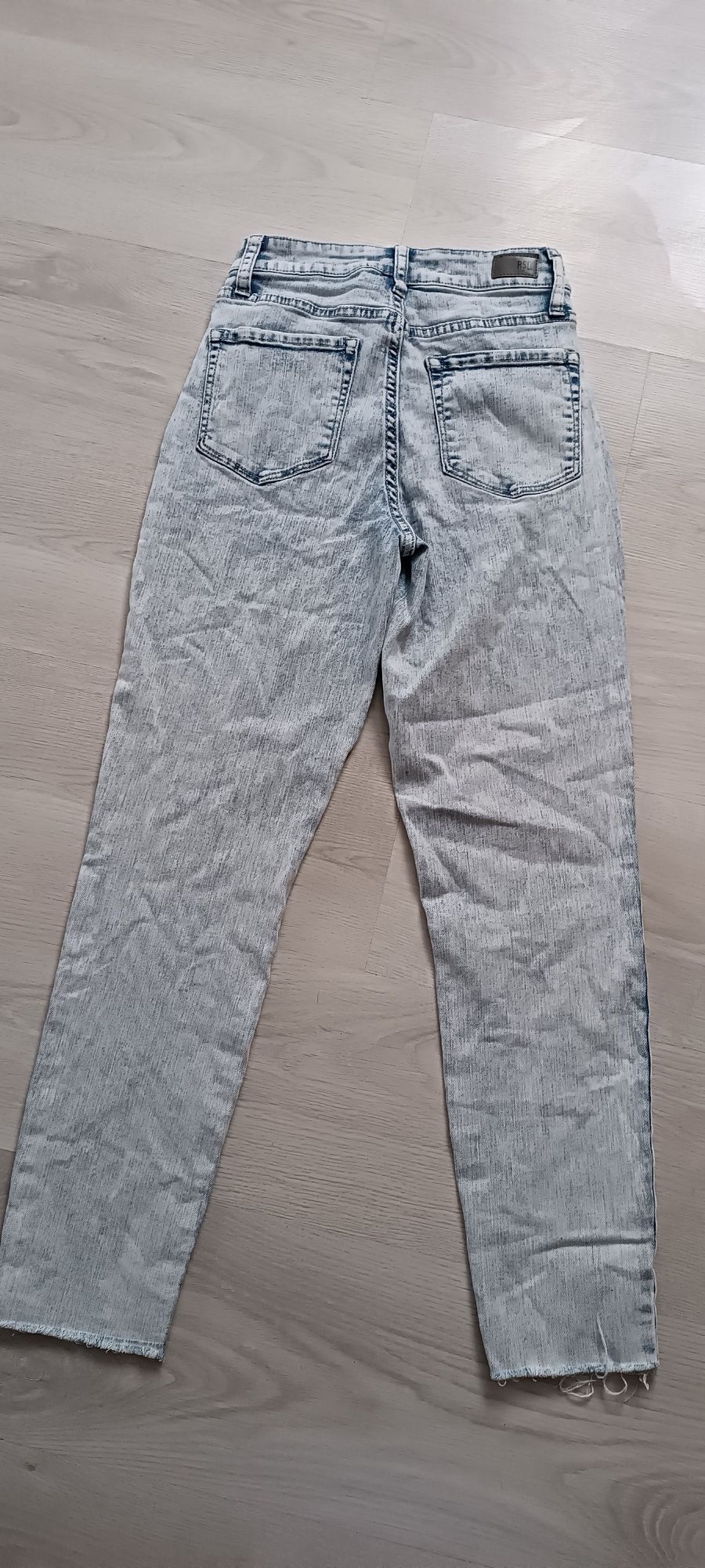 Spodnie jeansowe RSQ roz 0/24 XS