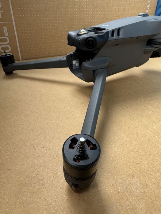 Квадрокоптер DJI Mavic 3 E (відновлений)