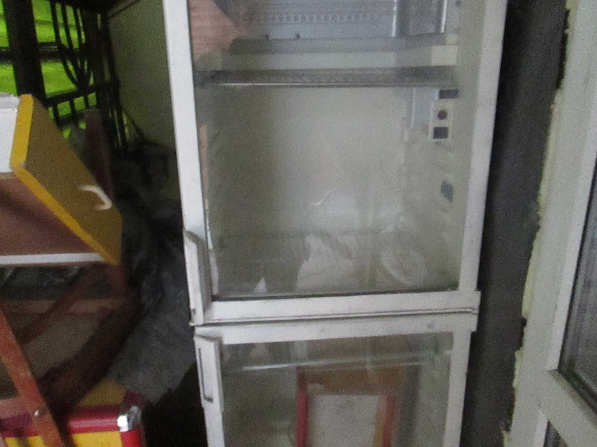 холодильник промисловий