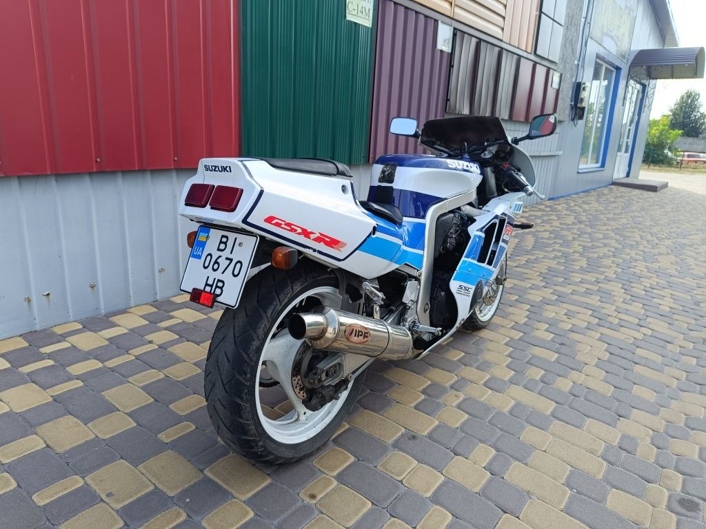 Suzuki GSX-R 400R