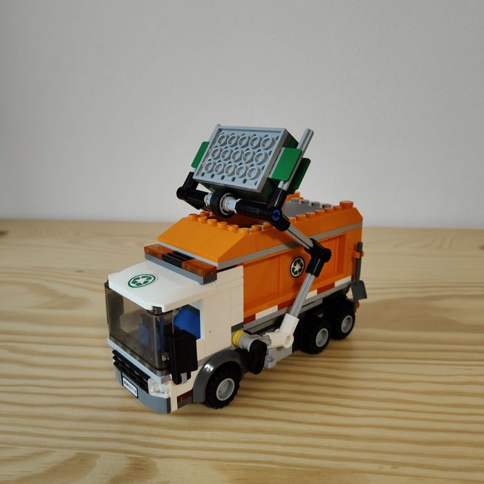 Śmieciarka lego 60118