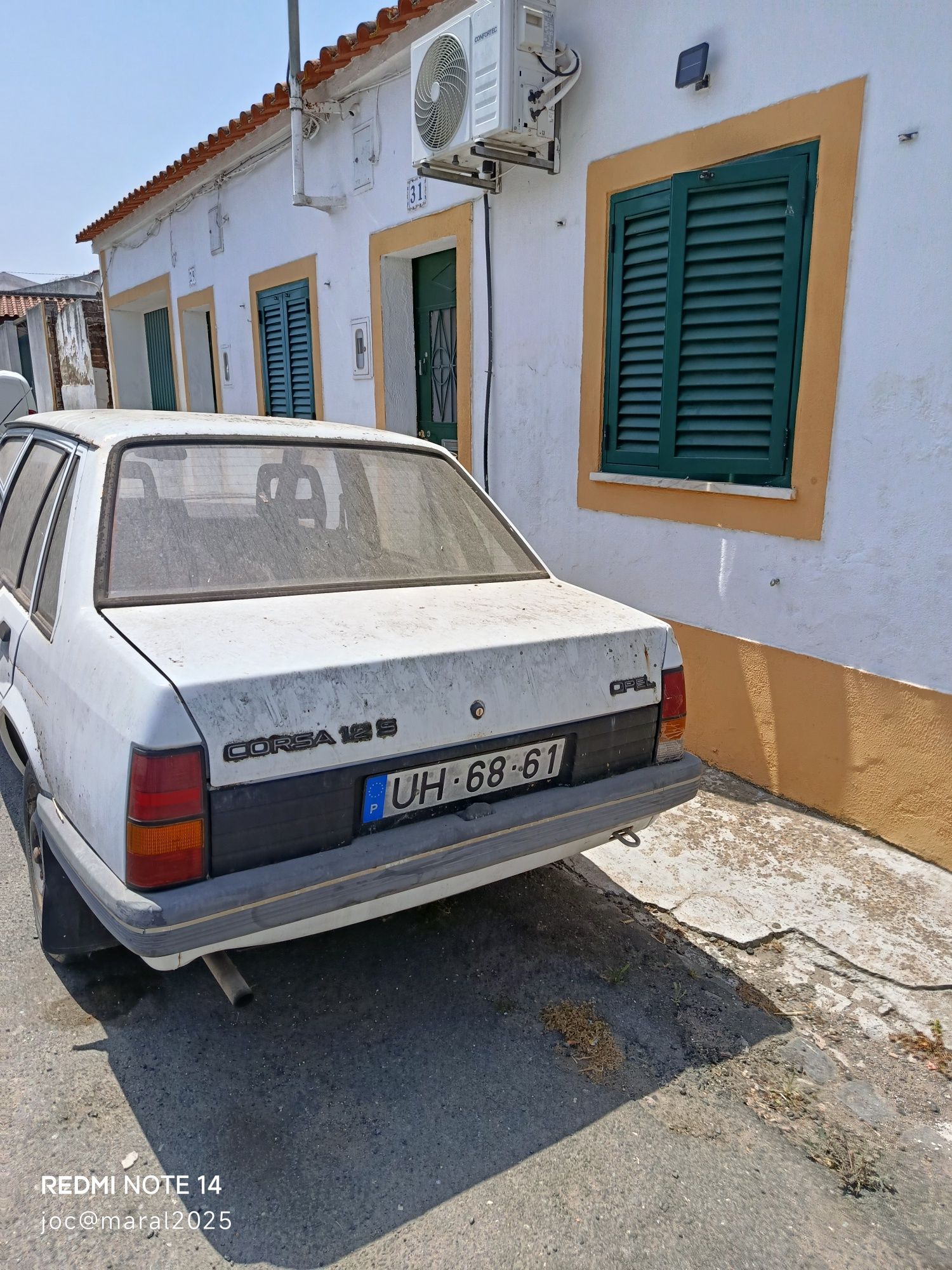 Carro classico, com um só dono