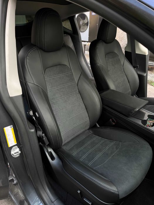 Чохли з алькантарою для Tesla Model Y