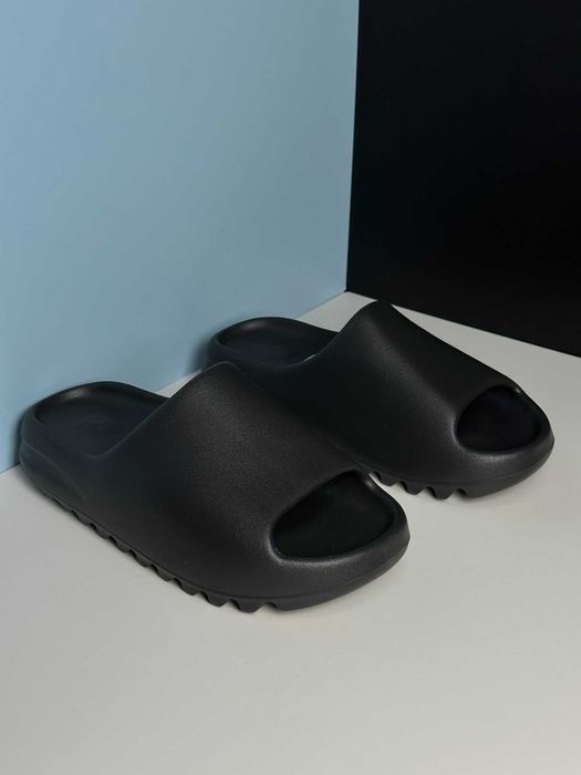Buty Klapki adidas Yeezy Slide Onyx Rozmiar.37