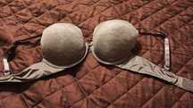 Biustonosz stanik 75A push up usztywniany szarosrebrny