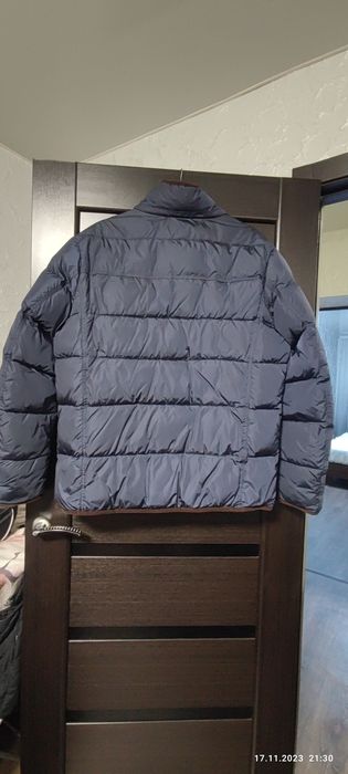 Продам  мужской пуховик