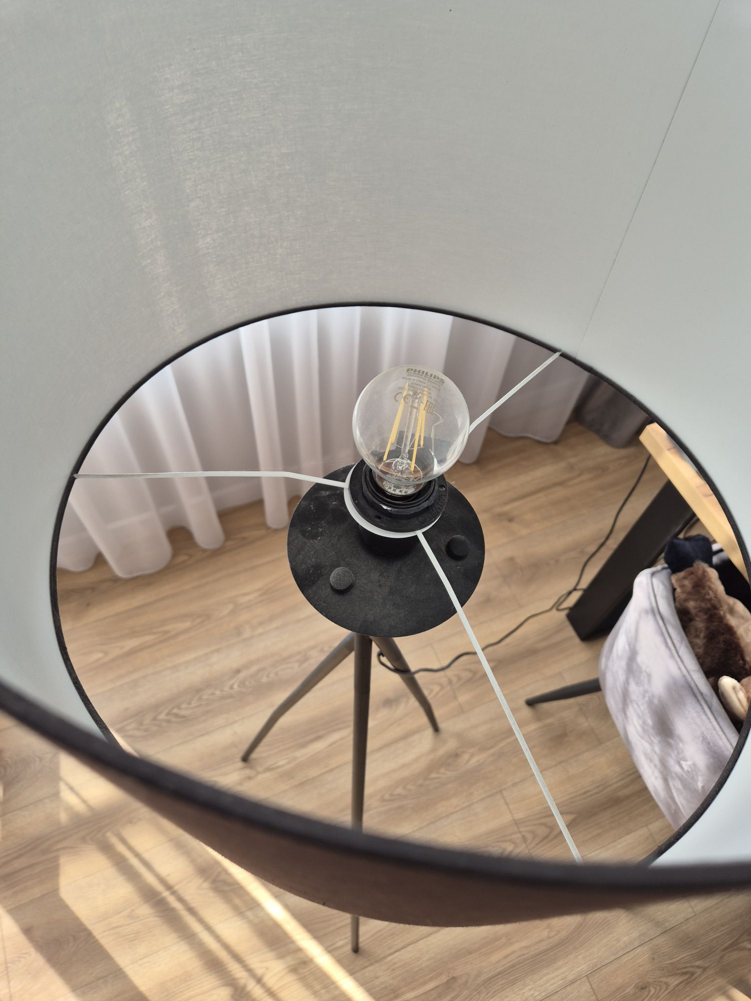 Lampa stojąca wysoka duza