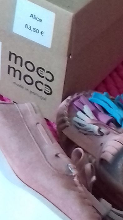 Sapatos NOVOS