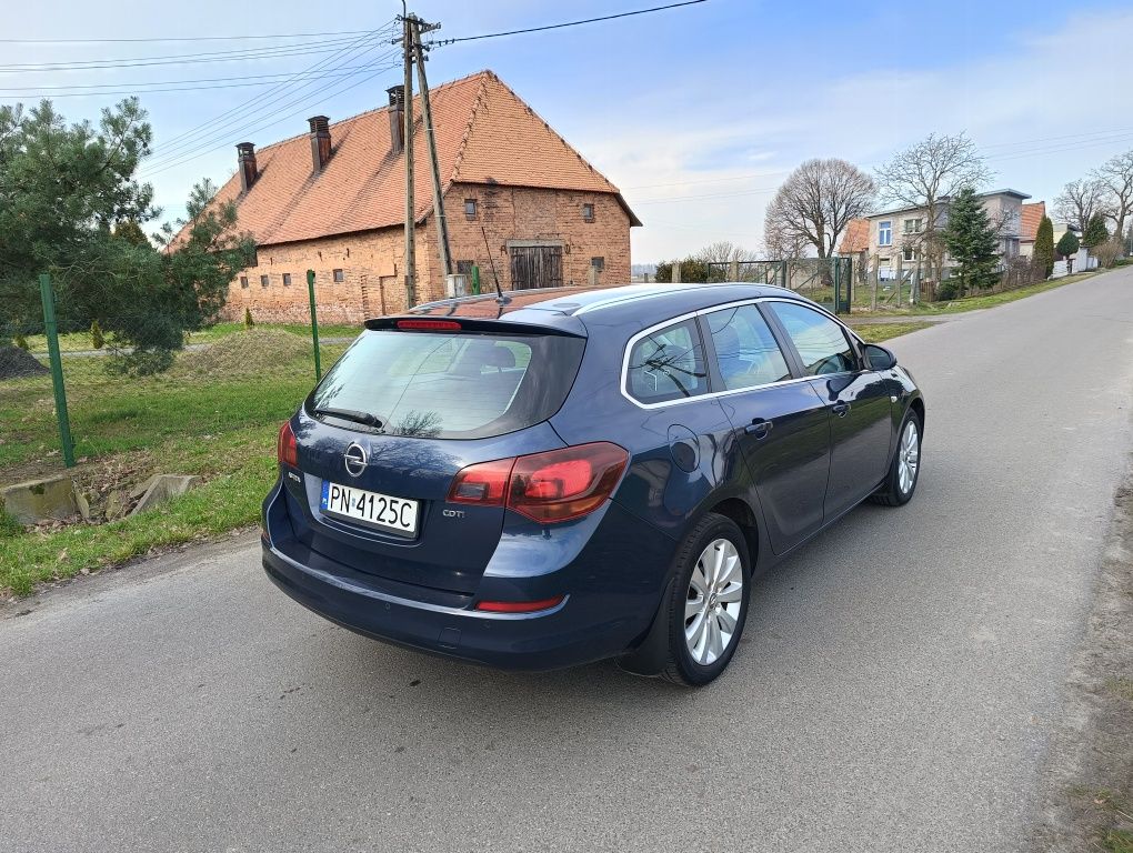 #/#Opel Astra J 2011r 1.7 CDTI 110km Klima Alu PDC Komputer Okazja #/#