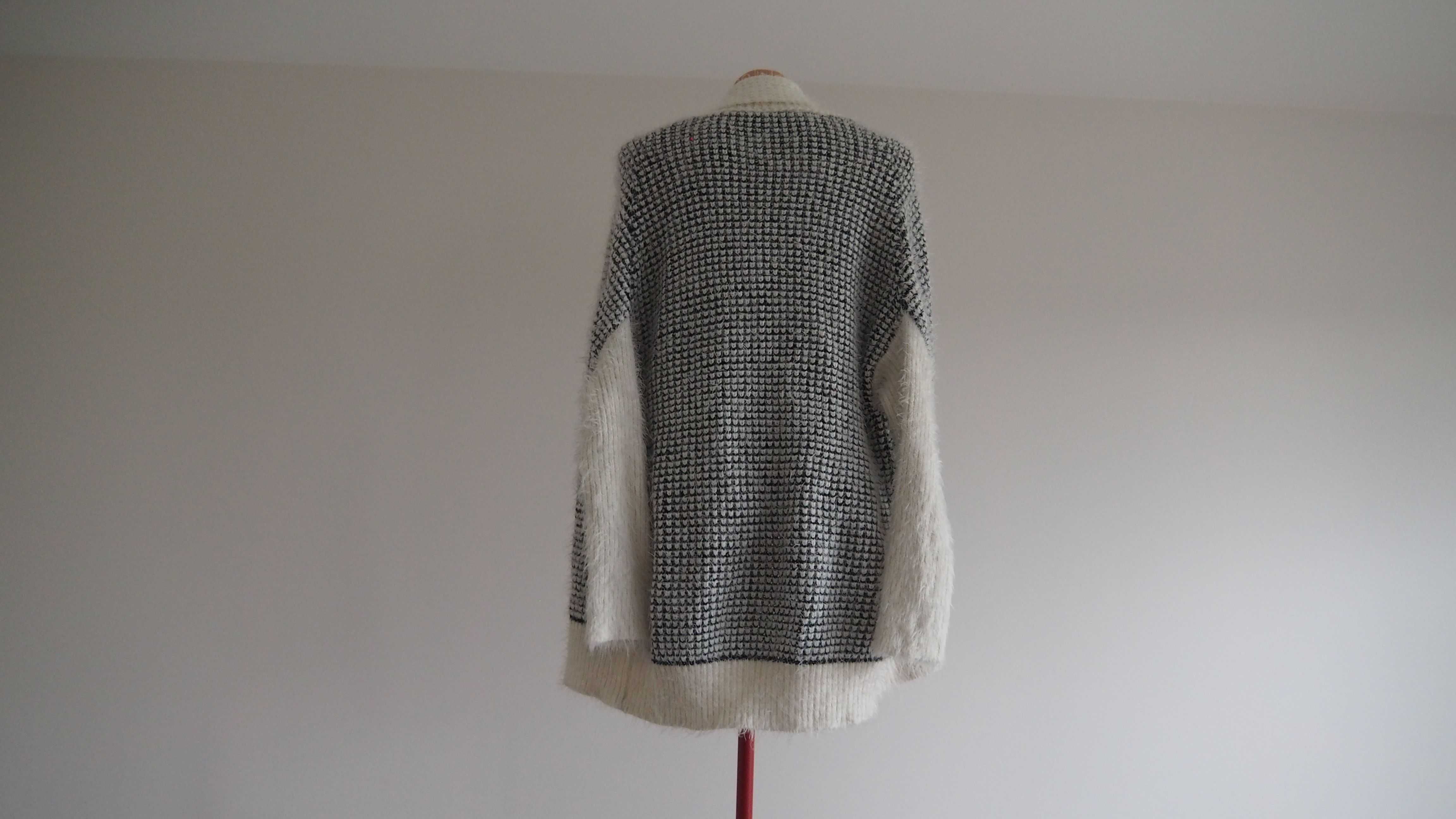 Sweter, kardigan  ORSAY, S 36 38 , biały czarny  nietoperz   oversize