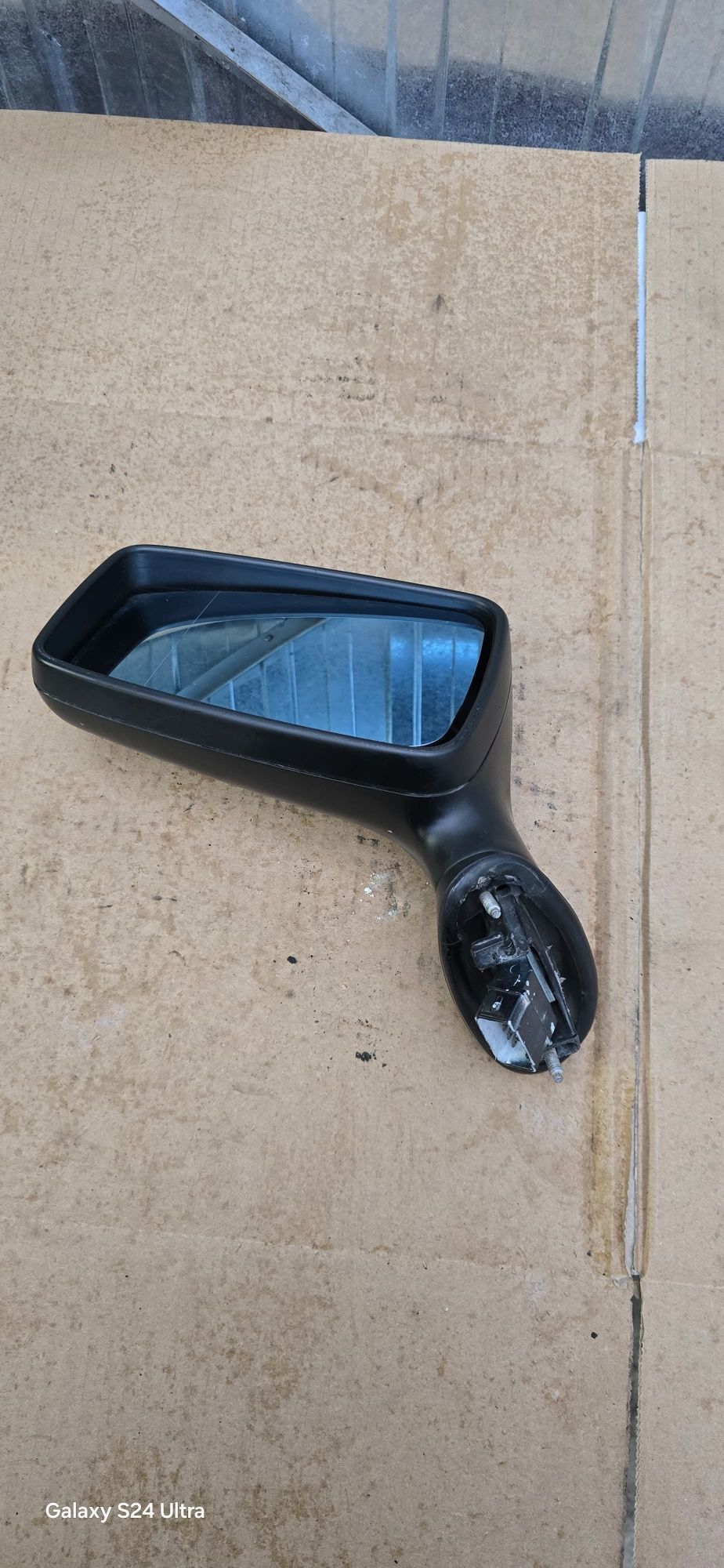 Lusterko Zewnętrzne Elektryczne Lewe Audi 80 B4