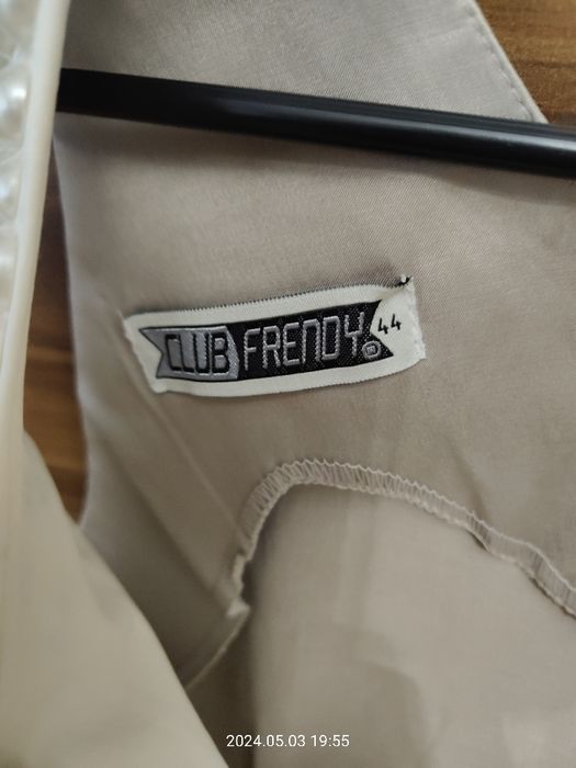 Elegancka sukienka wizytowa - M