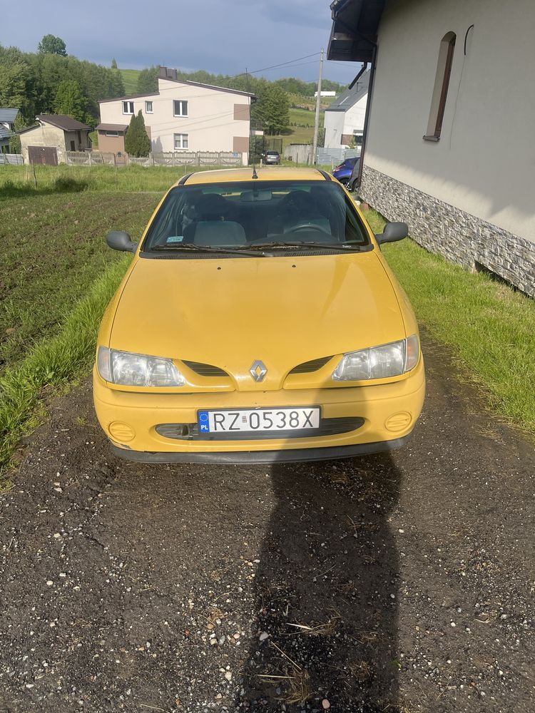Renault megane coupe