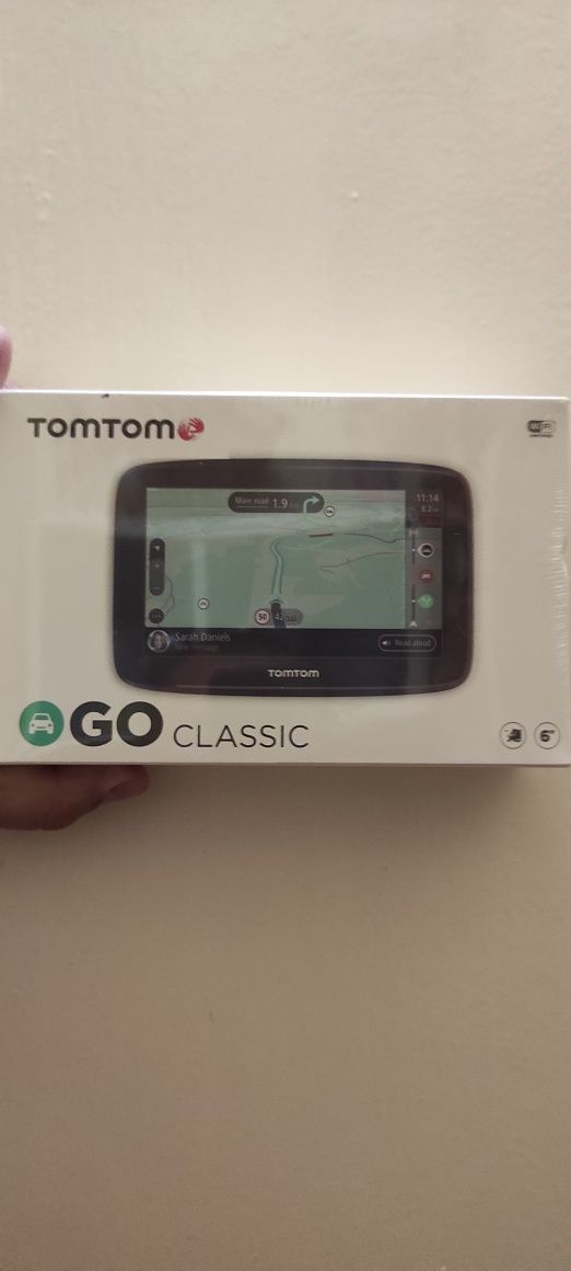 GPS-навігатор автомобільний TomTom GO Classic 6" Wi-Fi