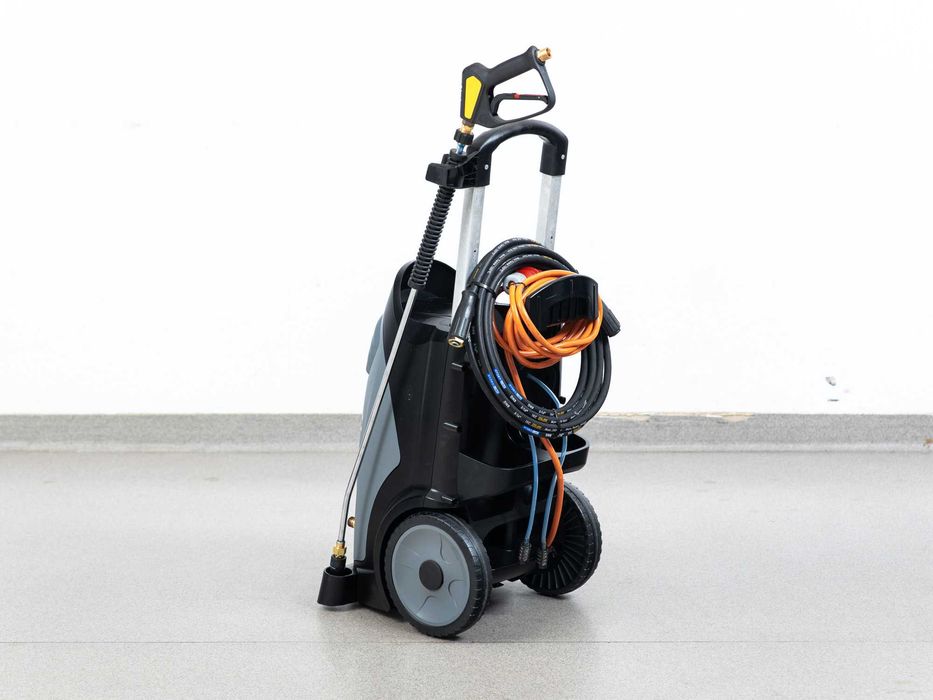 MYJKA CIŚNIENIOWA KARCHER HD 7/18-4M 700l/h 180bar 400V 5kW 4000 netto