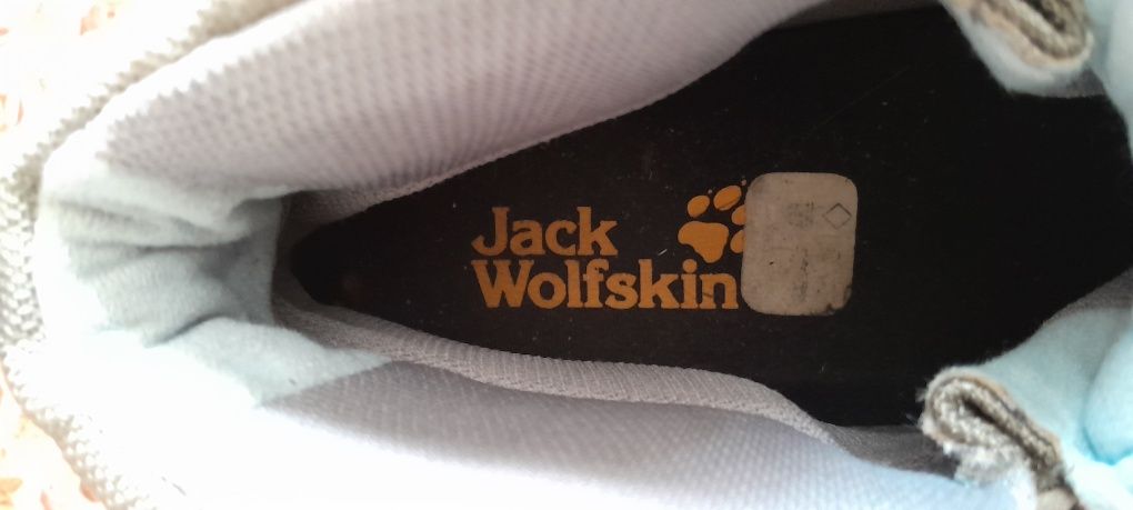 Продам ботінки jack wolfskin жіночі 41 р.