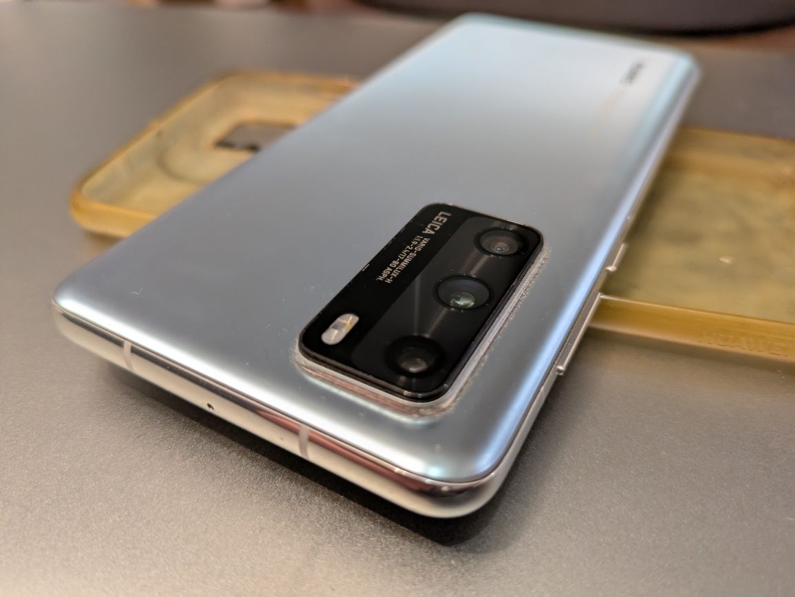 Huawei P40 8GB 128GB Dual SIM ANA-NX9 jak nowy
