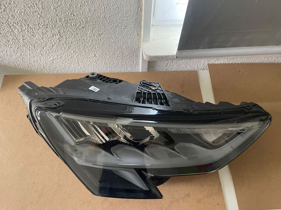 audi a3 8y 20-24r lampy prawa lewa led idealna 8y0941012 cała reflekt