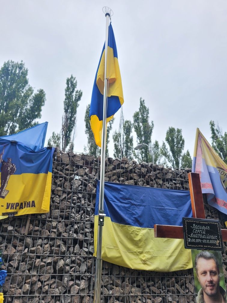 Каміння для надгробка. Гранітний декор