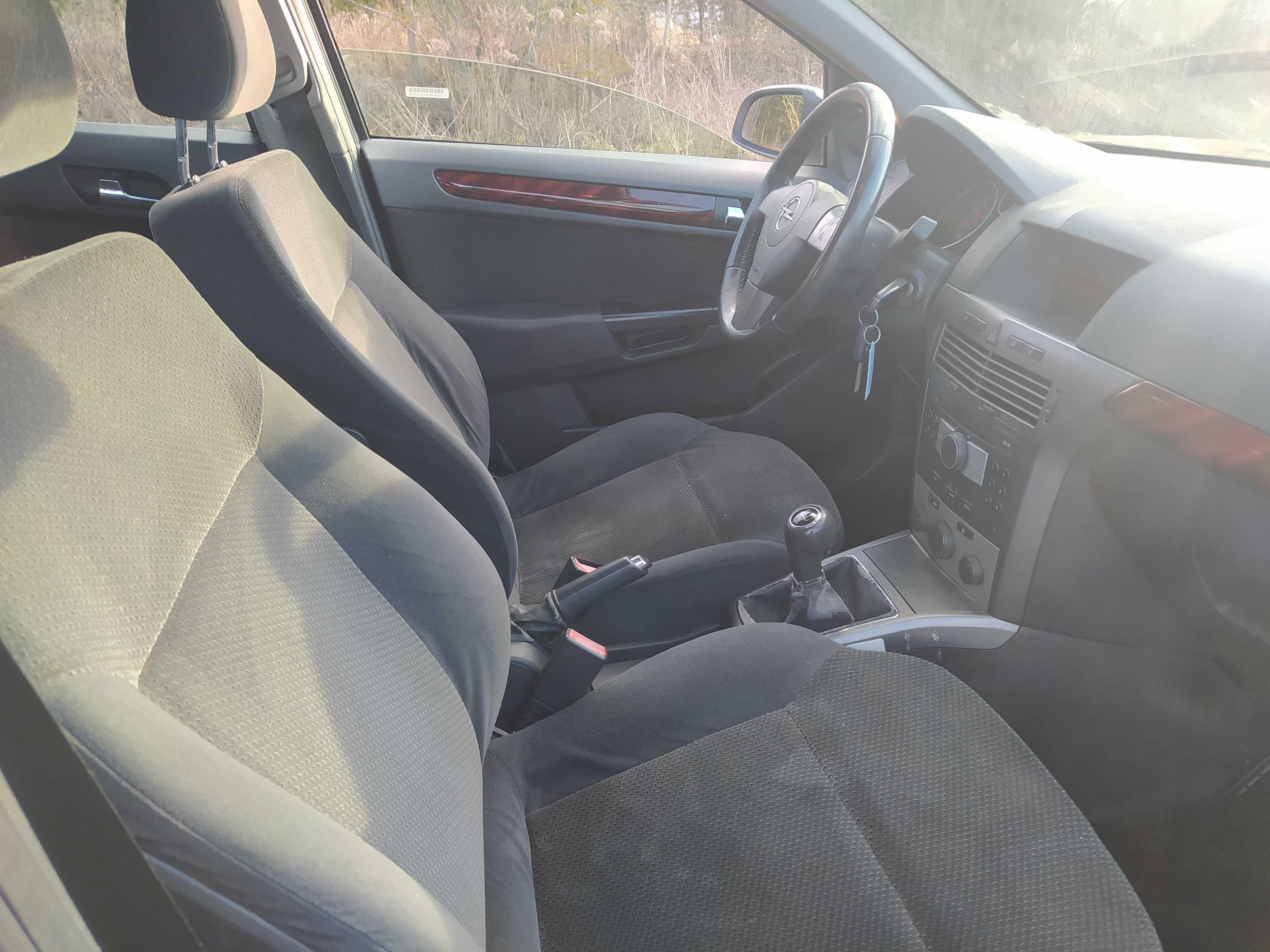 Opel Astra z Niemiec zarejestrowana w Polsce 1.8 125km Ładna