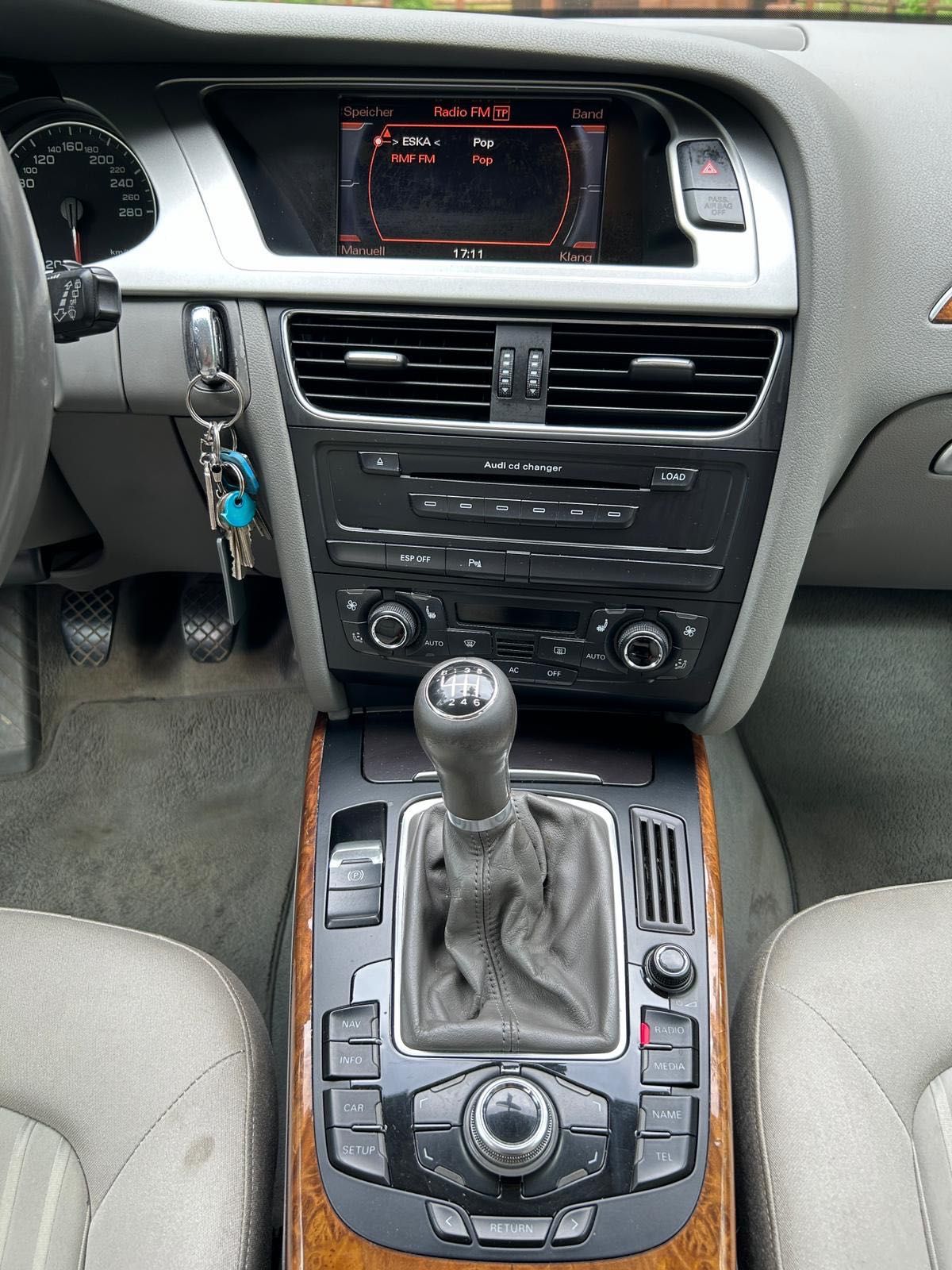 Audi A4 b8 2.0 TDI 143 KM
