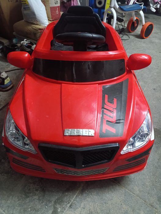 Carro Feber 12V criança