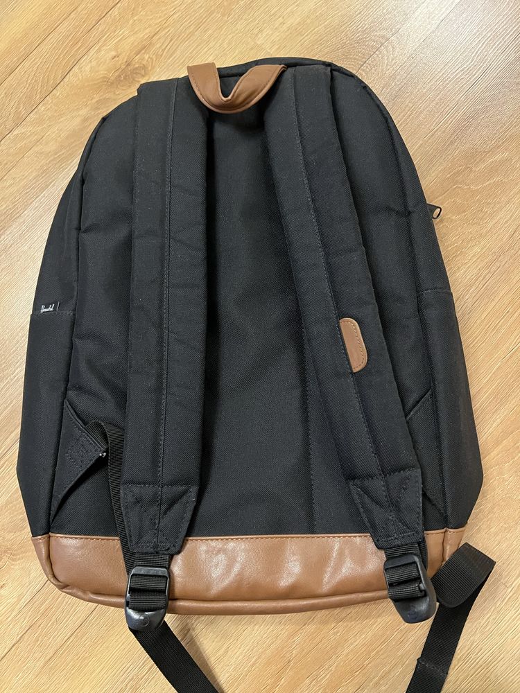HERSCHEL Pop Quizk Black Plecak 22l 44.5cm komora na laptopa