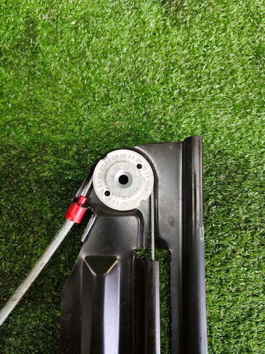 Задній склопідйомник правий Рестайл BMW Е39 БМВ Е39