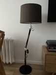 Lampa stojaca czarno brazowa