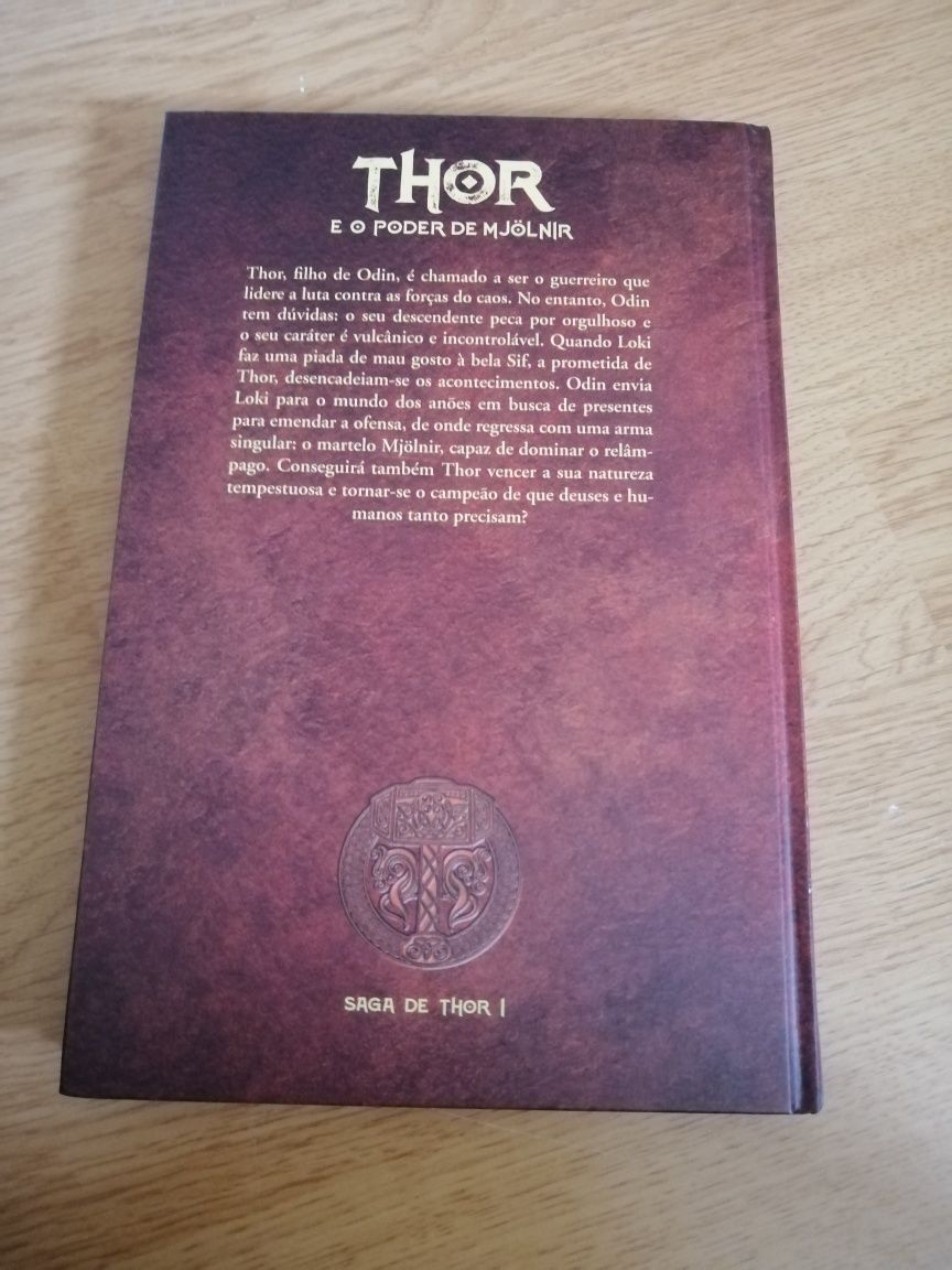 Livro "Thor e o poder de Mjolnir"