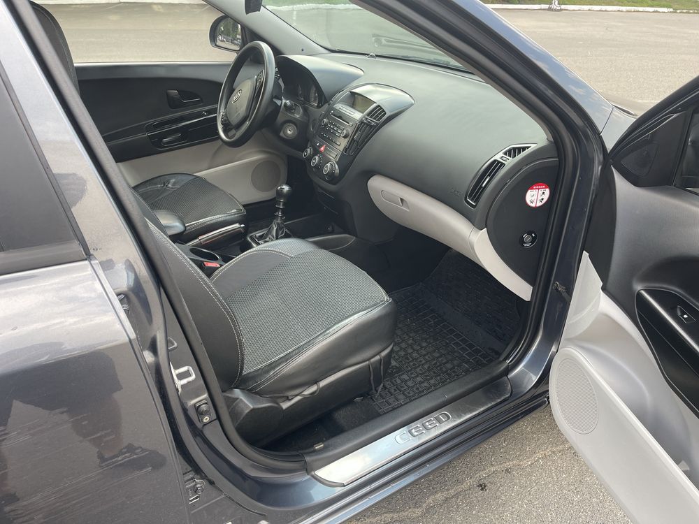 Kia ceed 1.6 бенз 2009р.