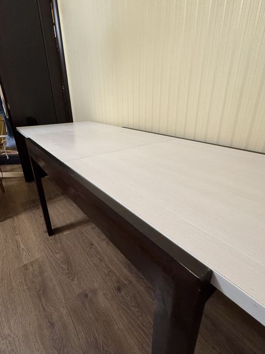 Великий розкладний стіл трансформер, для великої кількості осіб