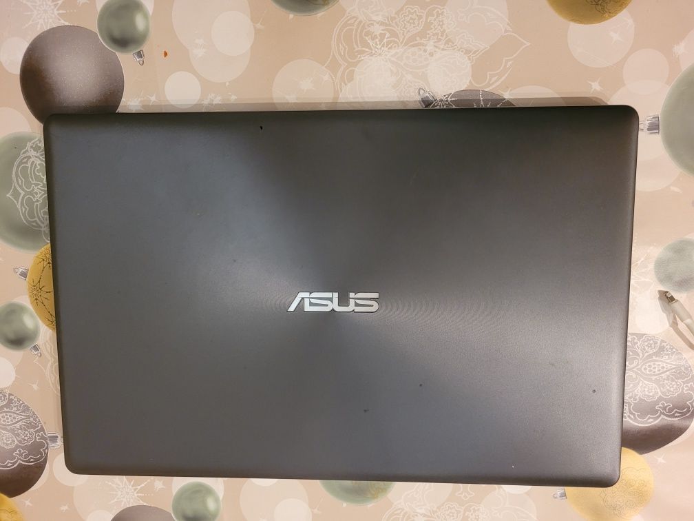 Computador portatil asus X550L