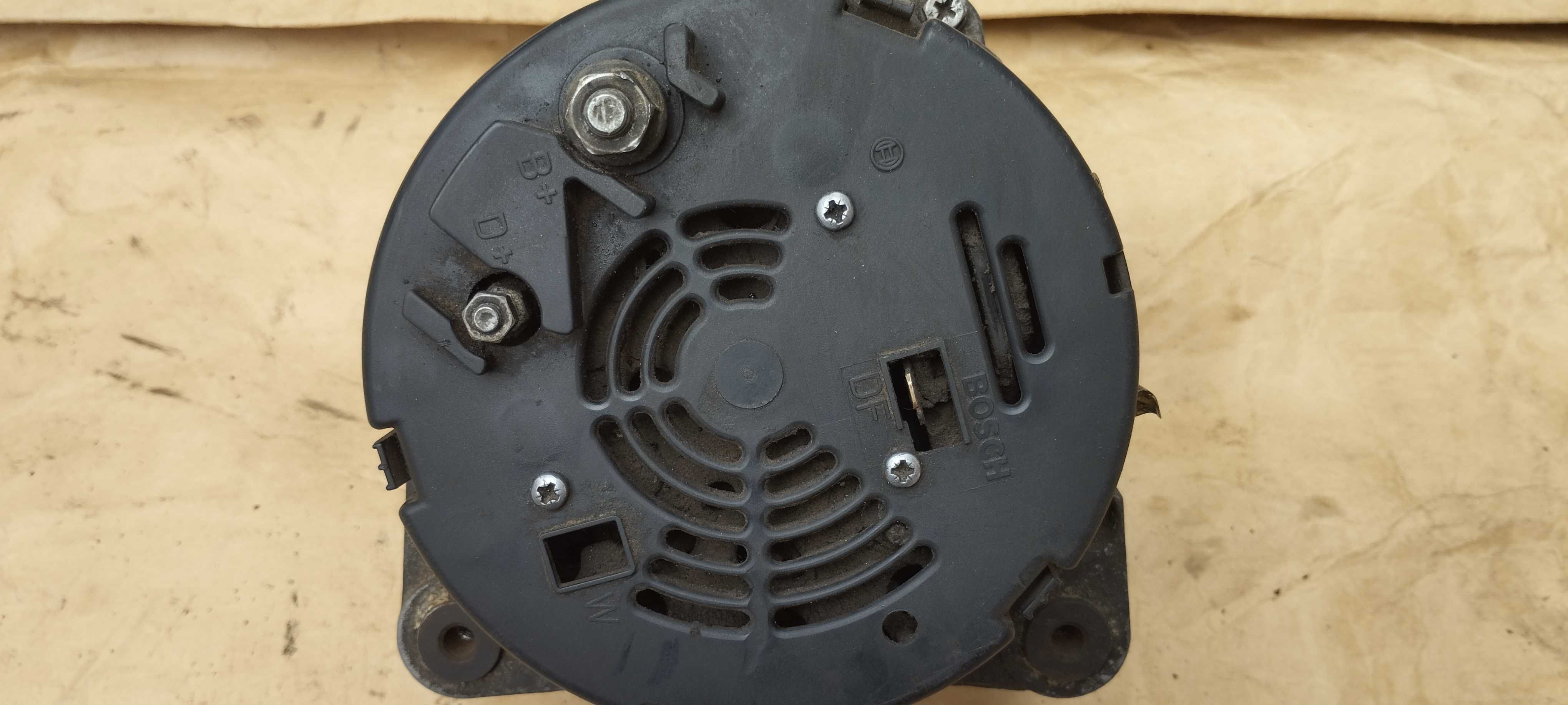 Генератор Bosch 120a ,Audi a4 b5 Passat b5 1,9 tdi 028903028f